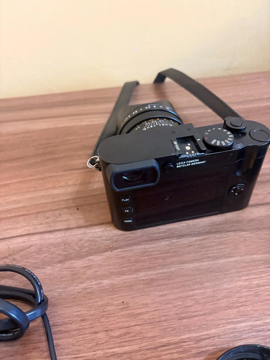 Leica Q2 47.3 MP Digital SLR Camera - Black (Body Only)